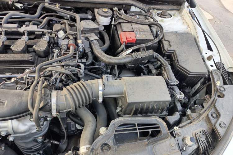 Used Honda Civic 2022 240TURBO CVT Dynamic Edition Engine Bay Left