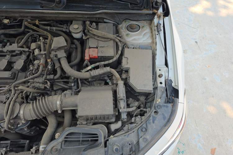 Used Honda Civic 2022 240TURBO CVT Dynamic Edition Engine Bay Left