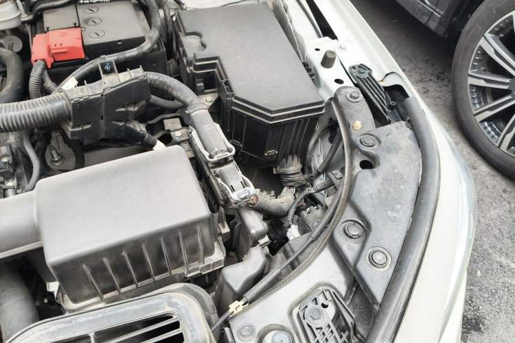 Used Honda Civic 2022 240TURBO CVT Dynamic Control Version Engine Bay Left