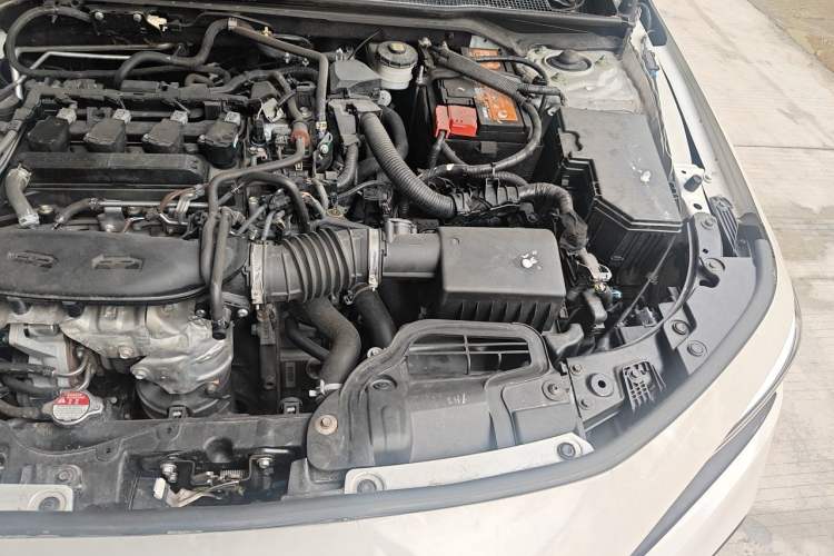 Used Honda Civic 2022 240TURBO CVT Dynamic Edition Engine Bay Left
