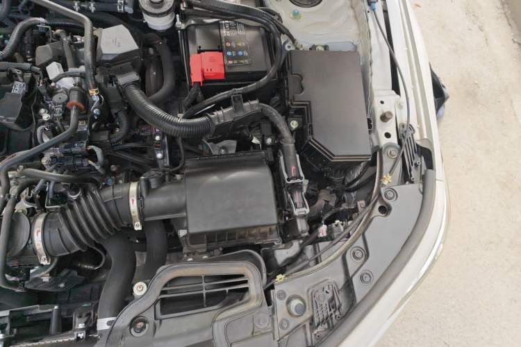 Used Honda Civic 2022 240TURBO CVT Dynamic Edition Engine Bay Left