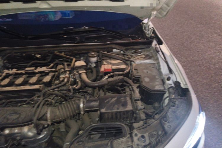 Used Honda Civic 2022 240TURBO CVT Dynamic Edition Engine Bay Left