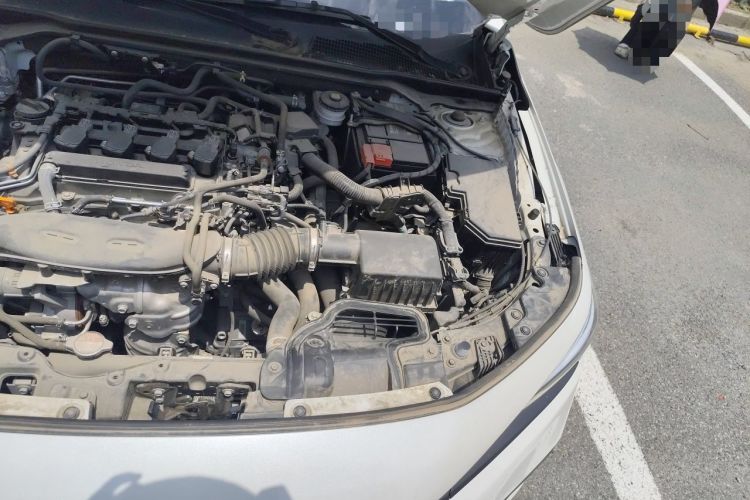 Used Honda Civic 2022 240TURBO CVT Dynamic Edition Engine Bay Left