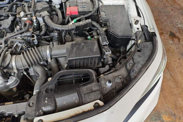 Used Honda Civic 2022 240TURBO CVT Dynamic Edition Engine Bay Left