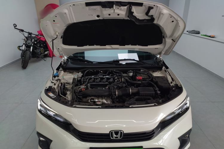 Used Honda Civic 2022 240TURBO CVT Dynamic Edition Engine Bay