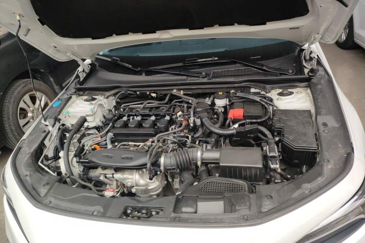 Used Honda Civic 2022 240TURBO CVT Dynamic Edition Engine Bay