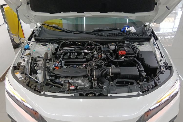 Used Honda Civic 2022 240TURBO CVT Dynamic Edition Engine Bay