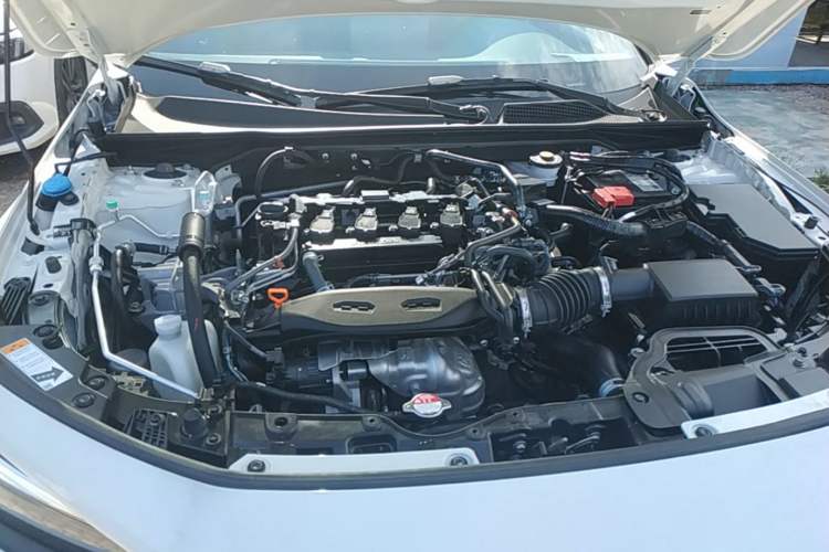 Used Honda Civic 2022 240TURBO CVT Dynamic Edition Engine Bay