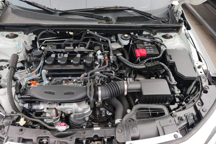 Used Honda Civic 2022 240TURBO CVT Dynamic Edition Engine Bay