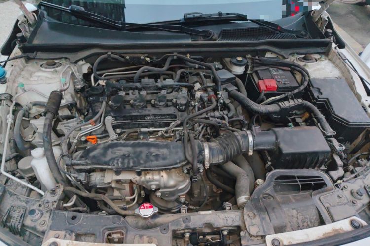 Used Honda Civic 2022 240TURBO CVT Dynamic Edition Engine Bay