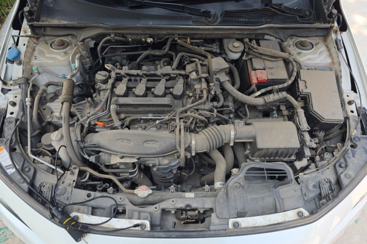 Used Honda Civic 2022 240TURBO CVT Dynamic Edition Engine Bay