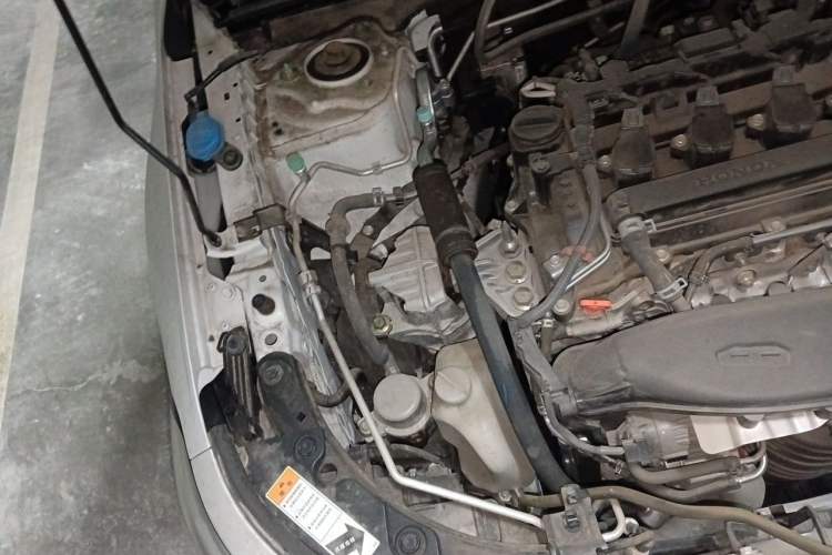 Used Honda Civic 2022 240TURBO CVT Dynamic Edition Engine Bay Right