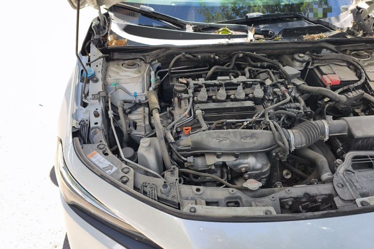 Used Honda Civic 2022 240TURBO CVT Dynamic Edition Engine Bay Right
