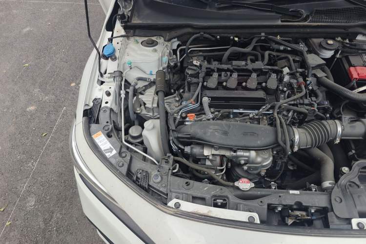 Used Honda Civic 2022 240TURBO CVT Dynamic Edition Engine Bay Right