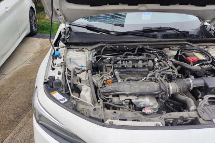 Used Honda Civic 2022 240TURBO CVT Dynamic Edition Engine Bay Right