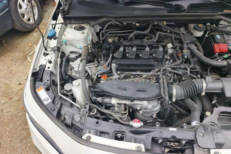 Used Honda Civic 2022 240TURBO CVT Dynamic Edition Engine Bay Right