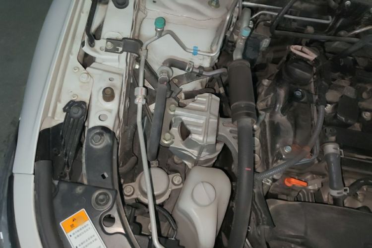 Used Honda Civic 2022 240TURBO CVT Dynamic Edition Engine Bay Right