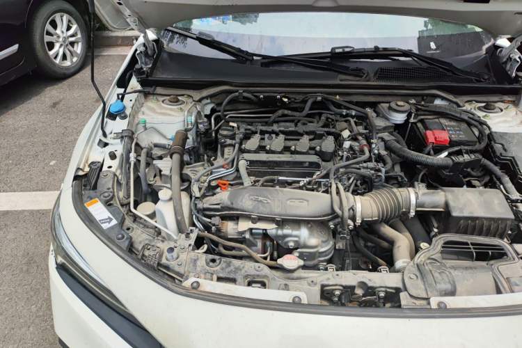 Used Honda Civic 2022 240TURBO CVT Dynamic Edition Engine Bay Right