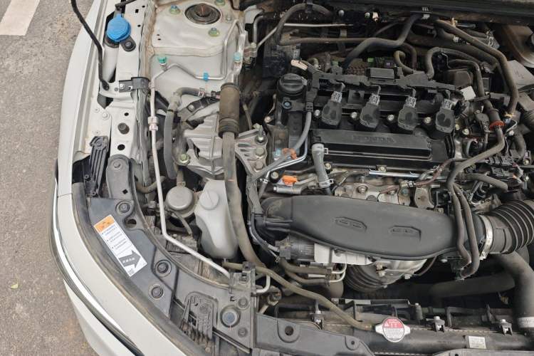 Used Honda Civic 2022 240TURBO CVT Dynamic Edition Engine Bay Right