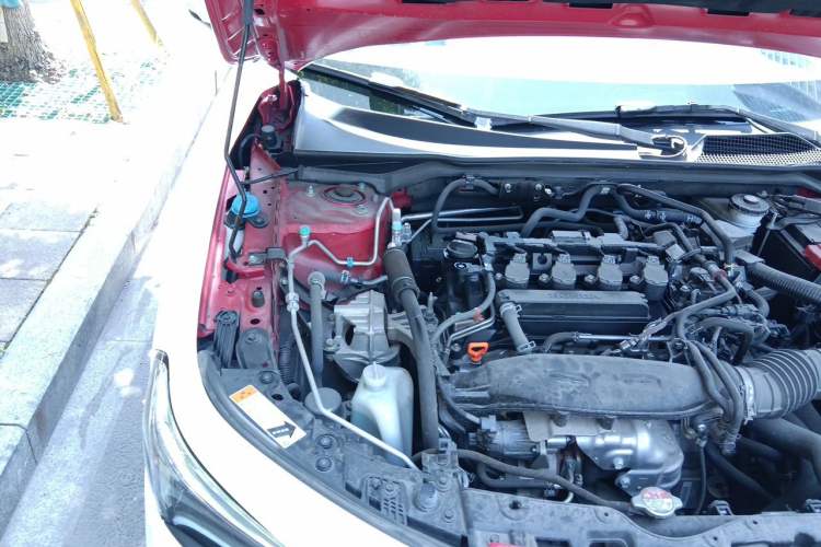 Used Honda Civic 2022 240TURBO CVT Dynamic Edition Engine Bay Right