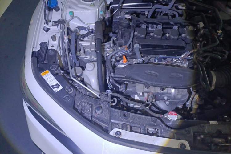 Used Honda Civic 2022 240TURBO CVT Dynamic Edition Engine Bay Right