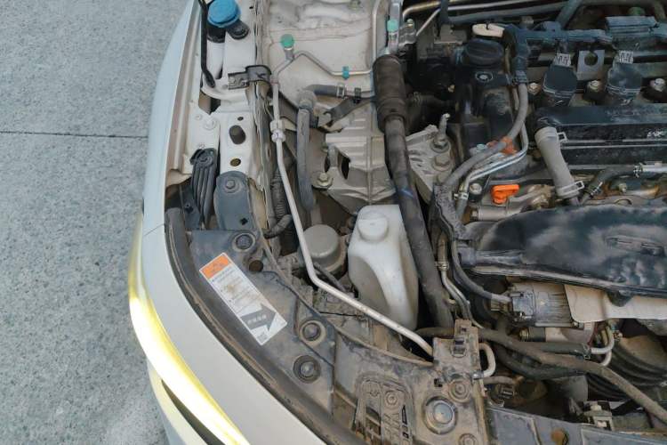 Used Honda Civic 2022 240TURBO CVT Dynamic Edition Engine Bay Right
