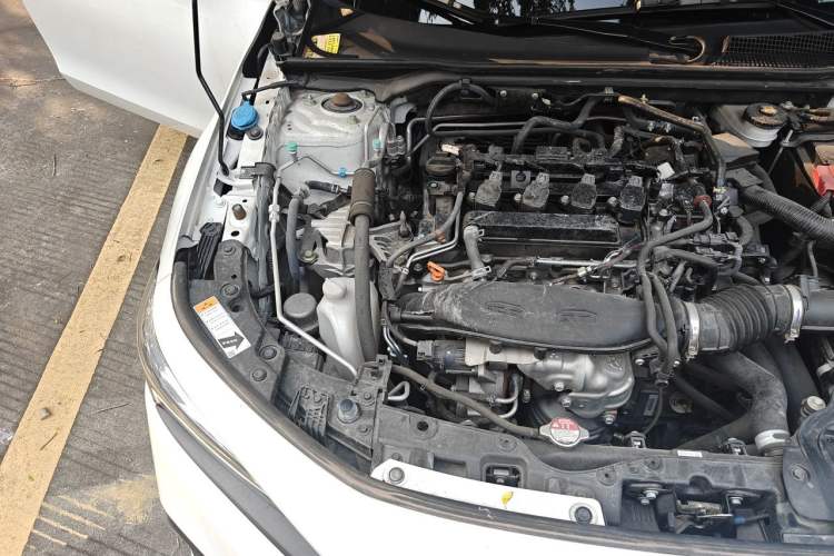 Used Honda Civic 2022 240TURBO CVT Dynamic Edition Engine Bay Right