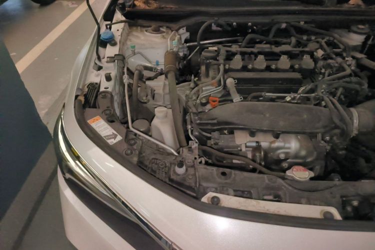 Used Honda Civic 2022 240TURBO CVT Dynamic Edition Engine Bay Right