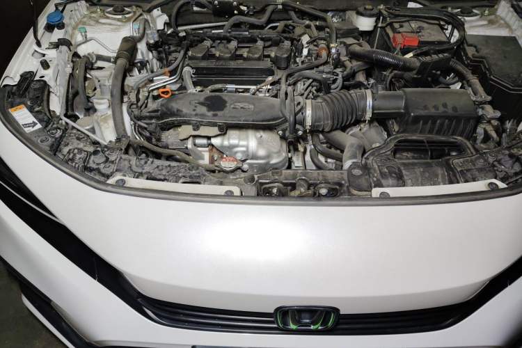 Used Honda Civic 2022 240TURBO CVT Dynamic Edition Engine Bay Right