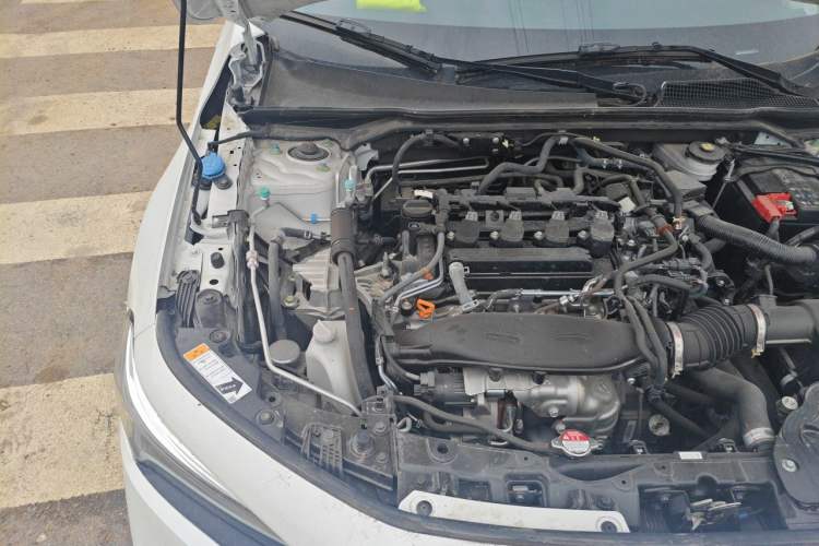 Used Honda Civic 2022 240TURBO CVT Dynamic Edition Engine Bay Right