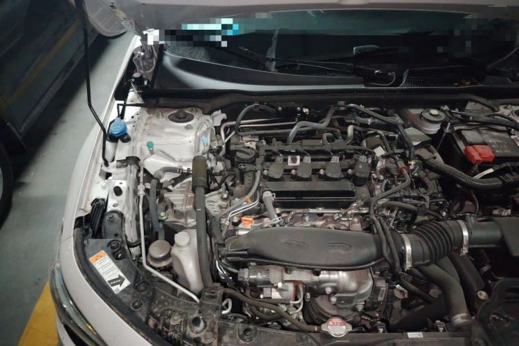 Used Honda Civic 2022 240TURBO CVT Dynamic Edition Engine Bay Right