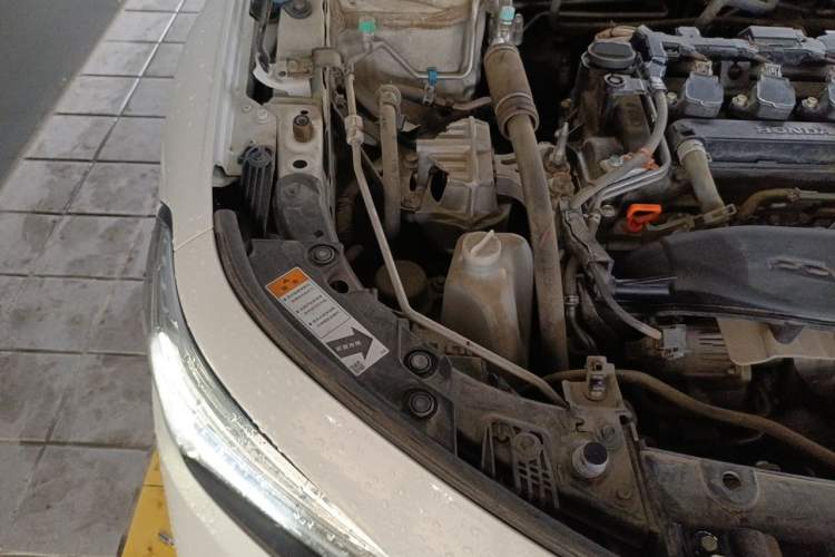 Used Honda Civic 2022 240TURBO CVT Dynamic Edition Engine Bay Right