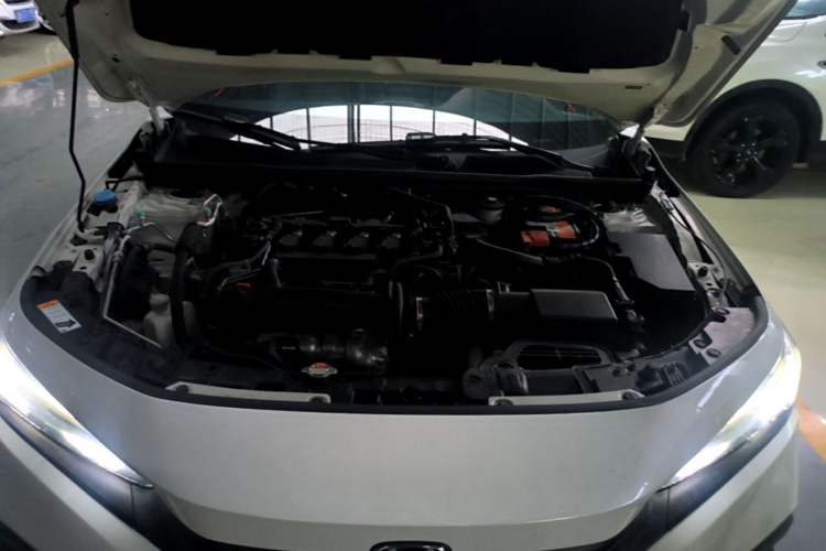 Used Honda Civic 2022 240TURBO CVT Dynamic Edition Engine Bay