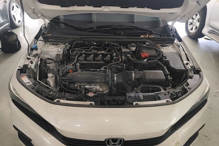 Used Honda Civic 2022 240TURBO CVT Dynamic Edition Engine Bay