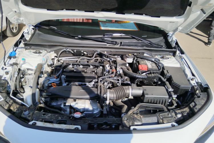 Used Honda Civic 2022 240TURBO CVT Dynamic Edition Engine Bay