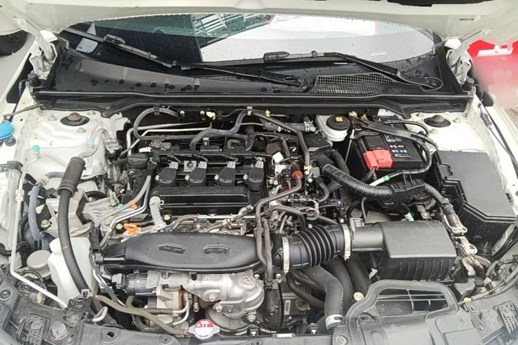 Used Honda Civic 2022 240TURBO CVT Dynamic Edition Engine Bay