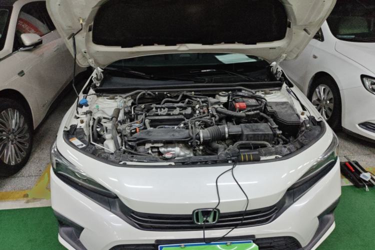 Used Honda Civic 2022 240TURBO CVT Dynamic Edition Engine Bay