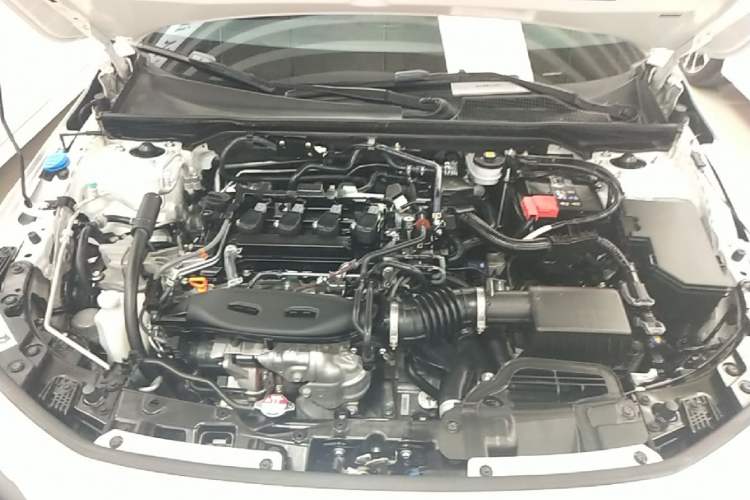 Used Honda Civic 2022 240TURBO CVT Dynamic Edition Engine Bay