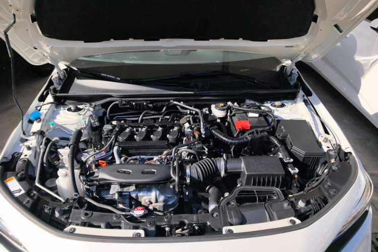 Used Honda Civic 2022 240TURBO CVT Dynamic Control Version Engine Bay