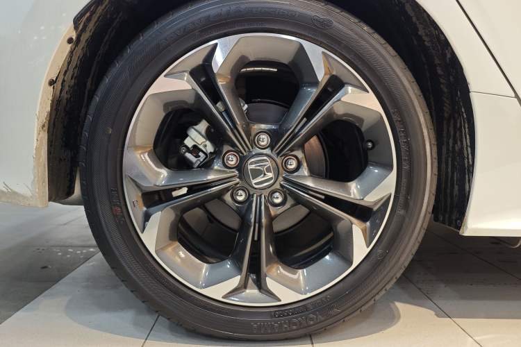 Used Honda Civic 2022 240TURBO CVT Dynamic Control Version Exterior 10