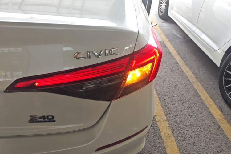 Used Honda Civic 2022 240TURBO CVT Dynamic Edition Exterior 3