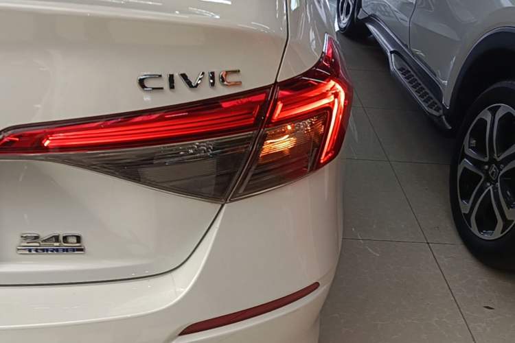 Used Honda Civic 2022 240TURBO CVT Dynamic Edition Exterior 3