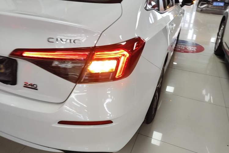 Used Honda Civic 2022 240TURBO CVT Dynamic Edition Exterior 3