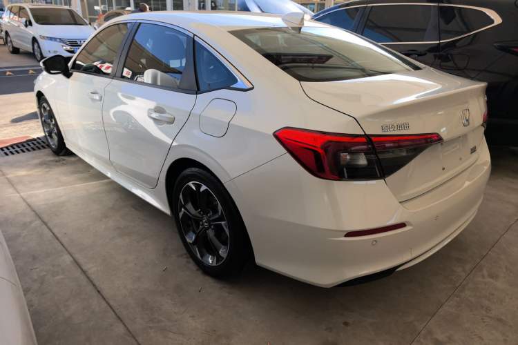 Used Honda Civic 2022 240TURBO CVT Dynamic Control Version Exterior 3