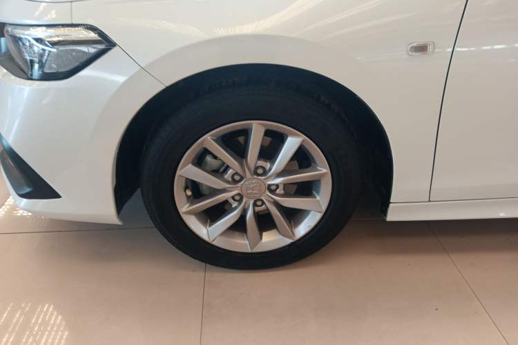 Used Honda Civic 2022 180TURBO CVT Shangdong Edition Exterior 4