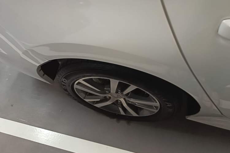 Used Honda Civic 2022 240TURBO CVT Dynamic Edition Exterior 5