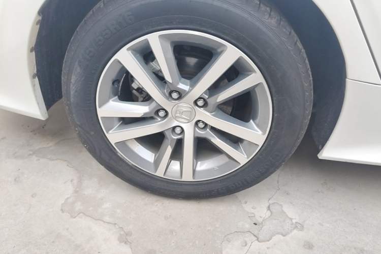 Used Honda Civic 2022 240TURBO CVT Dynamic Edition Exterior 5