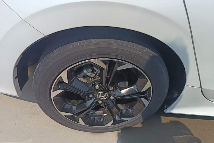 Used Honda Civic 2022 240TURBO CVT Dynamic Edition Exterior 5