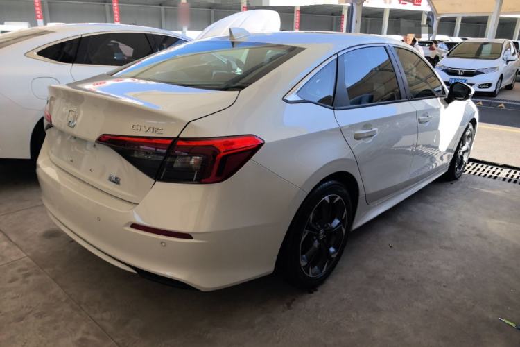 Used Honda Civic 2022 240TURBO CVT Dynamic Control Version Exterior 5