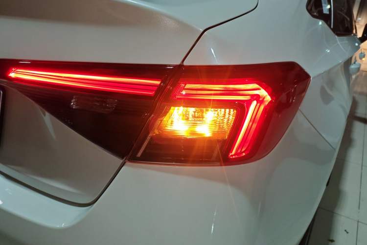 Used Honda Civic 2022 180TURBO CVT Shangqing Edition Exterior 6